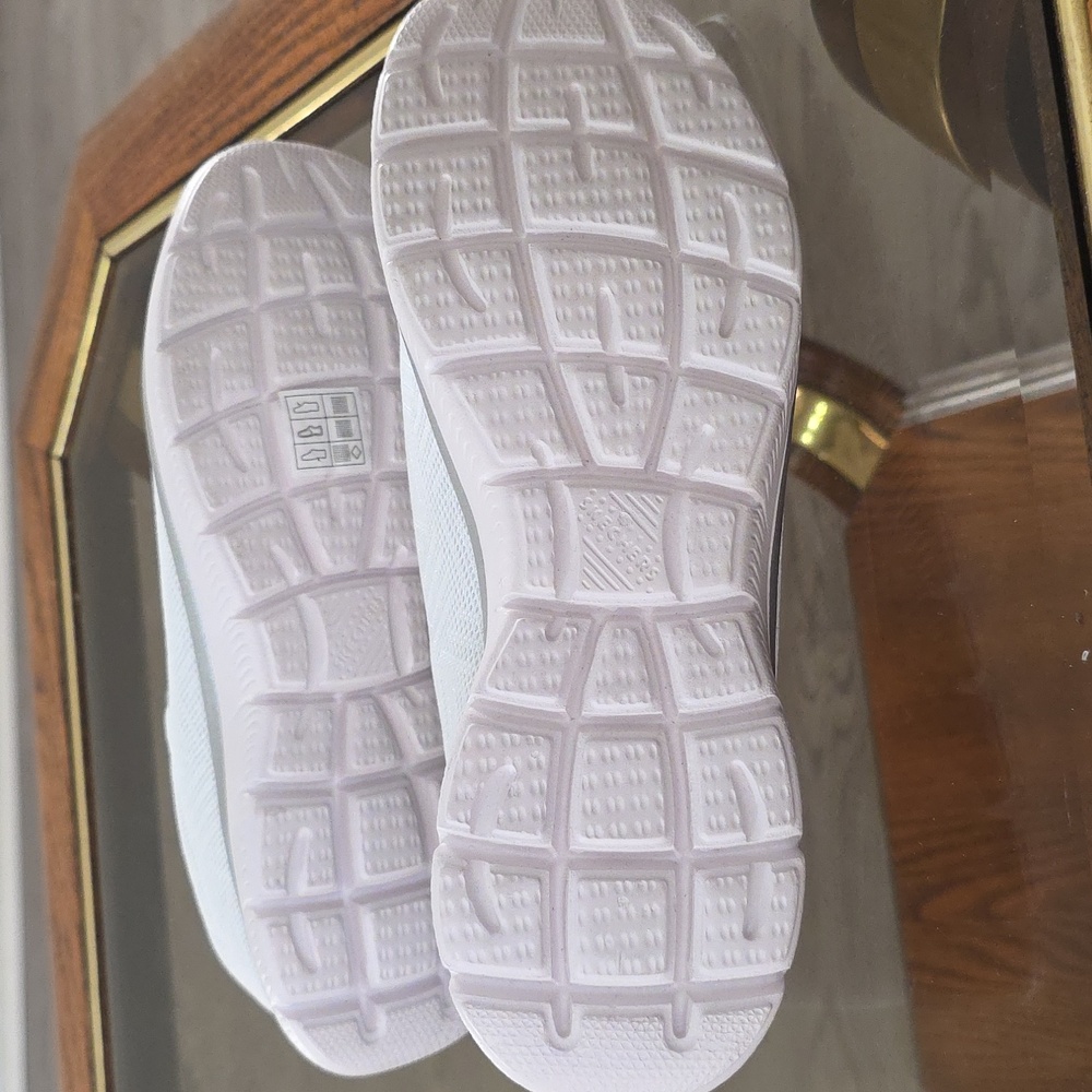 Skechers White and Gray Mesh Sneakers - Picture 6 of 6